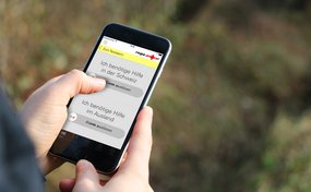 Un outil indispensable au quotidien du sauvetage : l’application mobile d’urgence de la Rega.