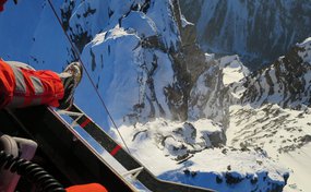 Mit der Rettungswinde konnte der Bergsteiger aus seiner misslichen Lage befreit werden.