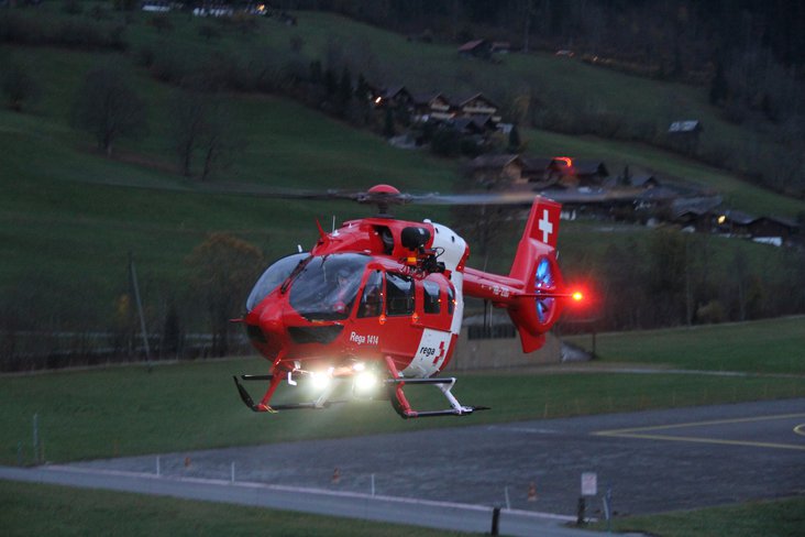 Le H145 peut être équipé d'un projecteur à haute puissance